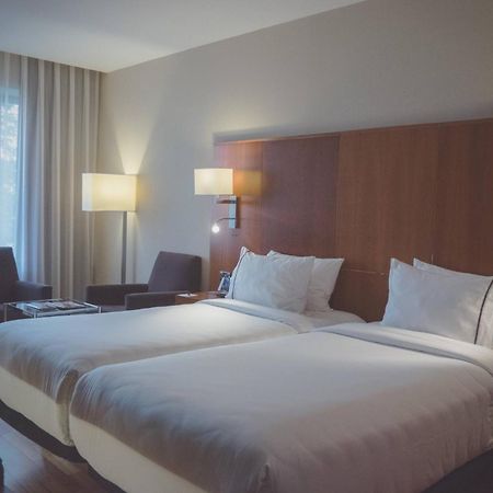 Ac Hotel Aitana By Marriott Madrid Esterno foto
