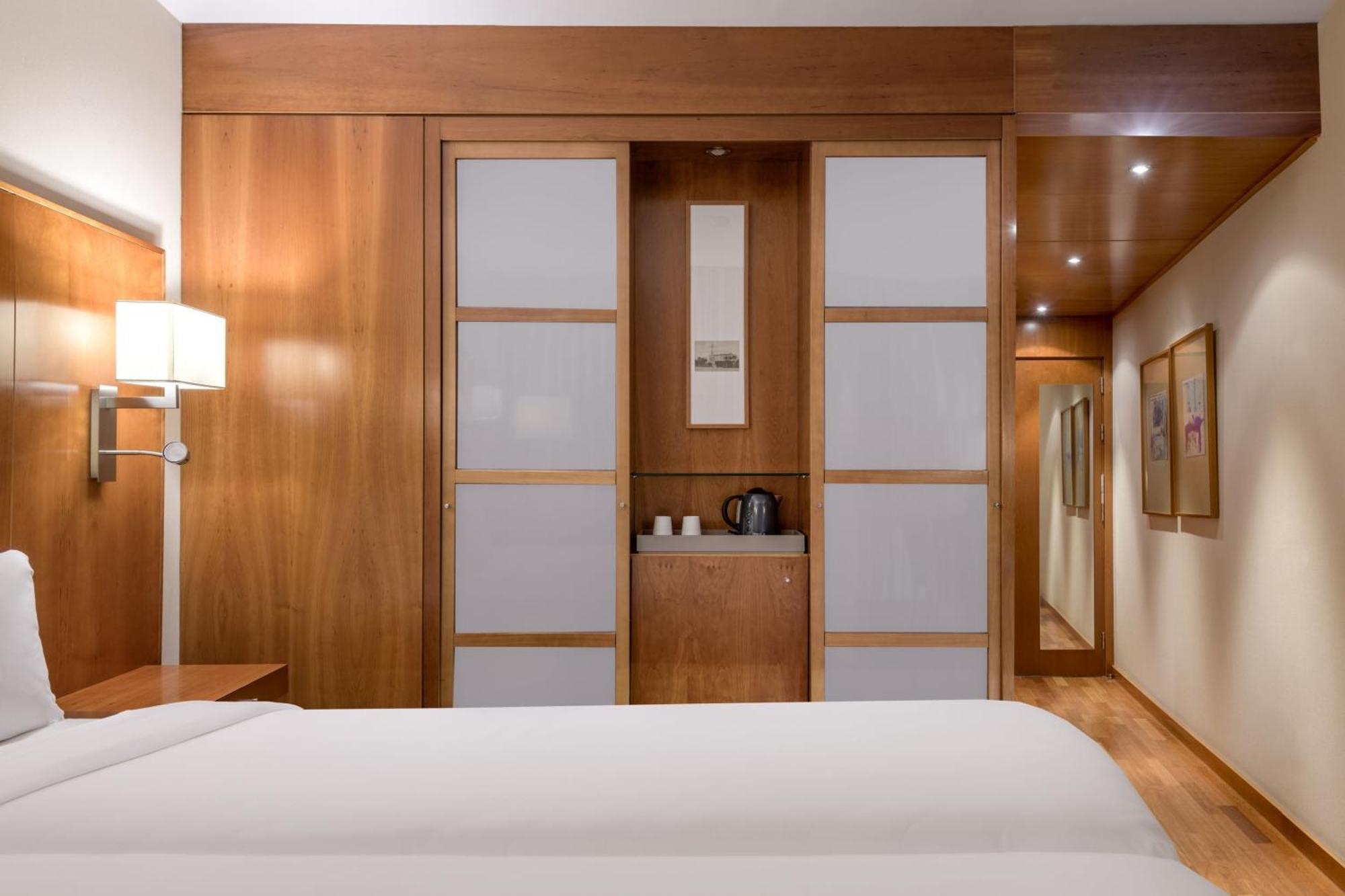 Ac Hotel Aitana By Marriott Madrid Esterno foto